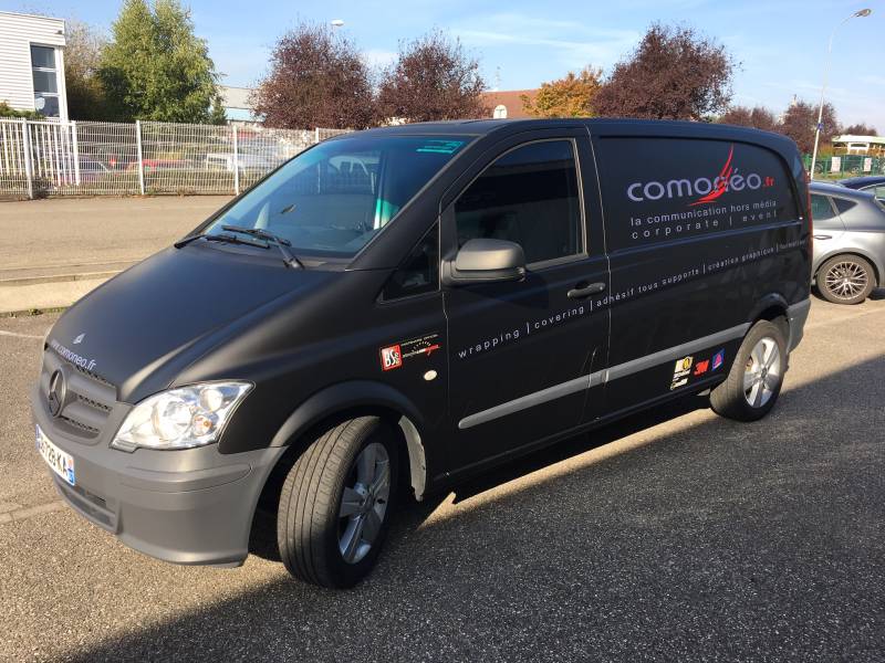 Covering Publicitaire sur Mercedes Vito réalisé par Comonéo à Mundolsheim près de Strasbourg
