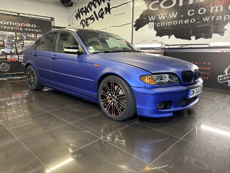 Covering complet en Bleu Mat sur une BMW 330D E36 en collaboration avec l'équipe Turbo de la chaîne M6 tourné à Mundolsheim près de Strasbourg