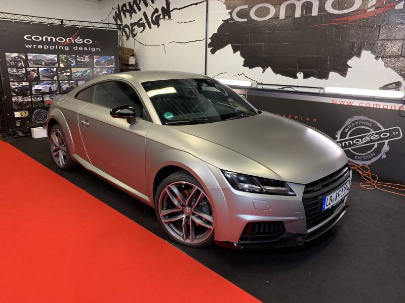 Covering Complet en gris mat sur une Audi TT réalisé chez Comonéo à Mundolsheim près de Strasbourg en Alsace