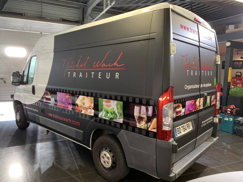 Semi-Covering pour véhicules d'entreprise : voitures, camionnettes