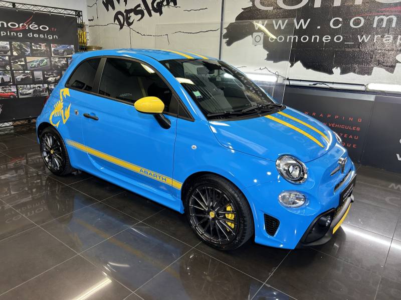Wrapping complet avec kit déco Bleu Miami pour cette Fiat 500 ABARTH réalisé chez Comonéo à Strasbourg