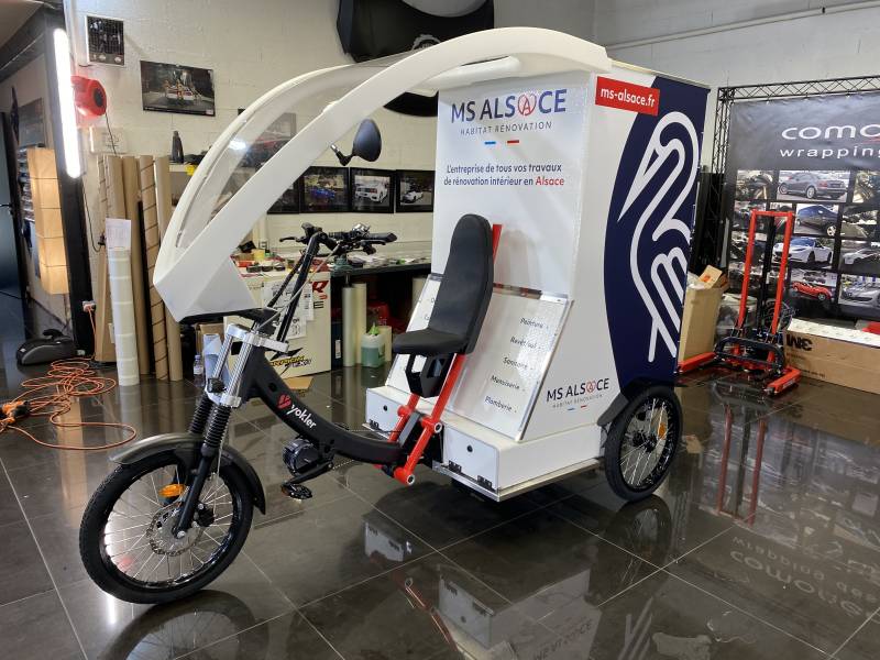 Marquage publicitaire sur utilitaires et autres véhicules réalisé chez Comonéo à Mundolsheim près de Strasbourg en Alsace