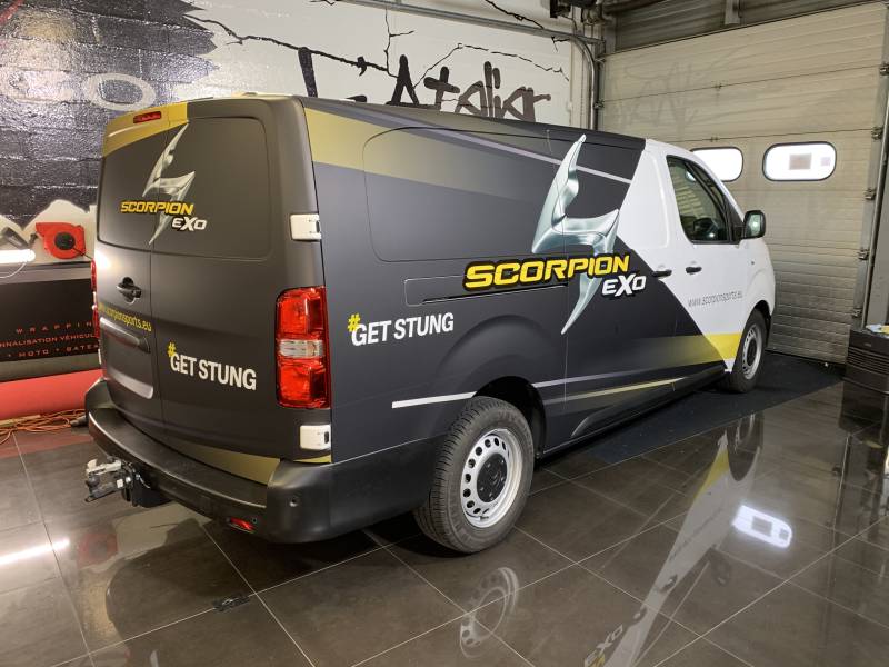 Semi-covering publicitaire sur Citroën Jumpy, réalisé par Comonéo à Mundolsheim, près de Strasbourg en Alsace