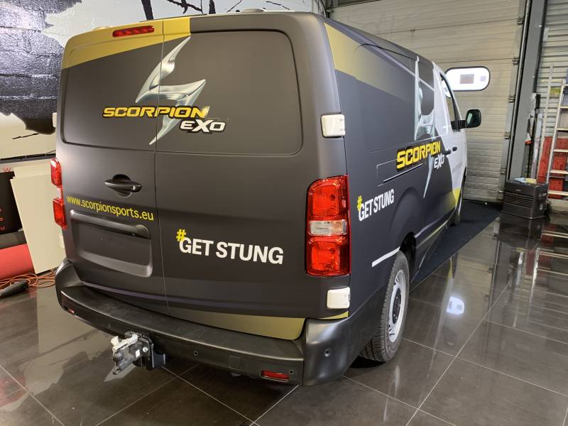 Semi-covering publicitaire sur Citroën Jumpy, réalisé par Comonéo à Mundolsheim, près de Strasbourg en Alsace