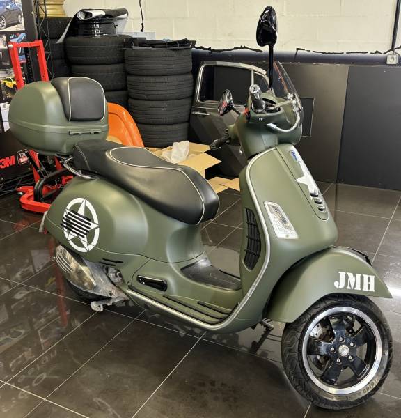 Covering Complet et personnalisation de Vespa par Comonéo à Strasbourg Mundolsheim