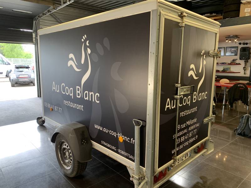 Remorque Au Coq Blanc Impression